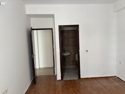6+ BHK + Pooja Room,Servant Room,Study Room,Extra Room Independent House For Sale in Sector 55