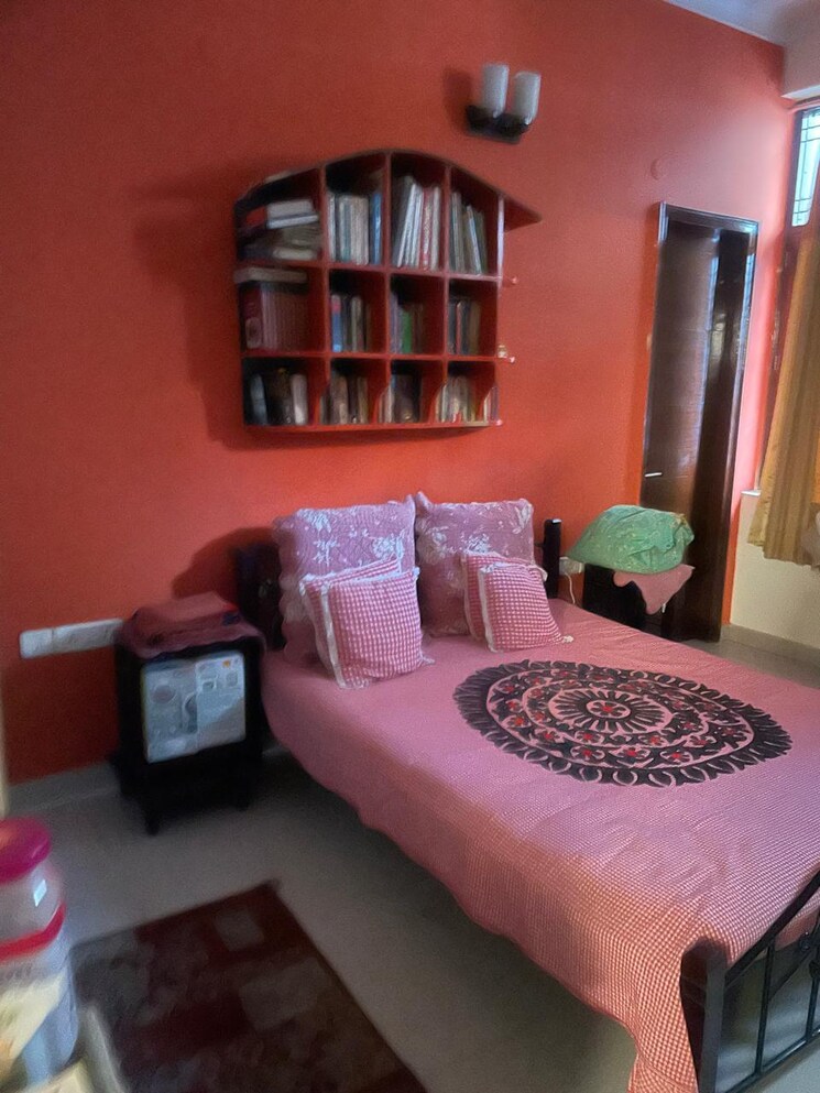 Living Room, sector 55 6+ Bedroom 375 Sq.Mt. Independent House In Sector 55 Noida 9244039