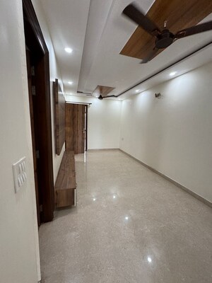 2 BHK Apartment For Rent in Jahaz Apartments, Paschim Vihar