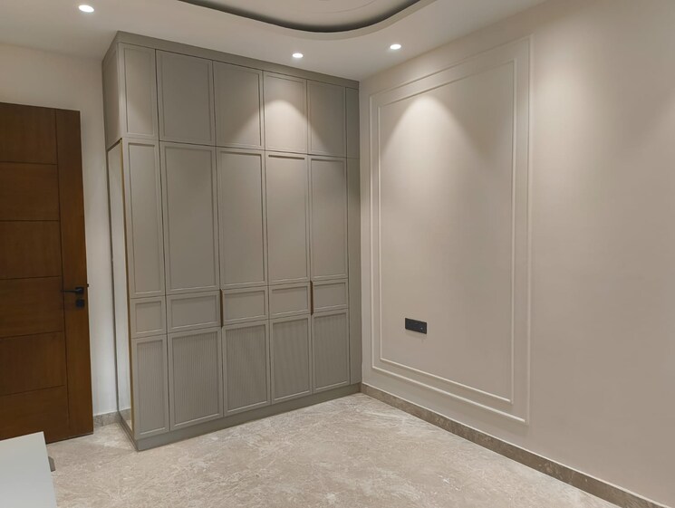 undefined, vikas puri 3 Bedroom 125 Sq.Yd. Builder Floor In Vikas Puri Delhi 9244054