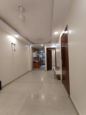 2.5 BHK Apartment For Rent in Navbharat Apartments, Paschim Vihar