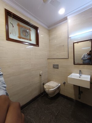 Bathroom in 2.5 BHK Apartment at Navbharat Apartments, Paschim Vihar – for Rent