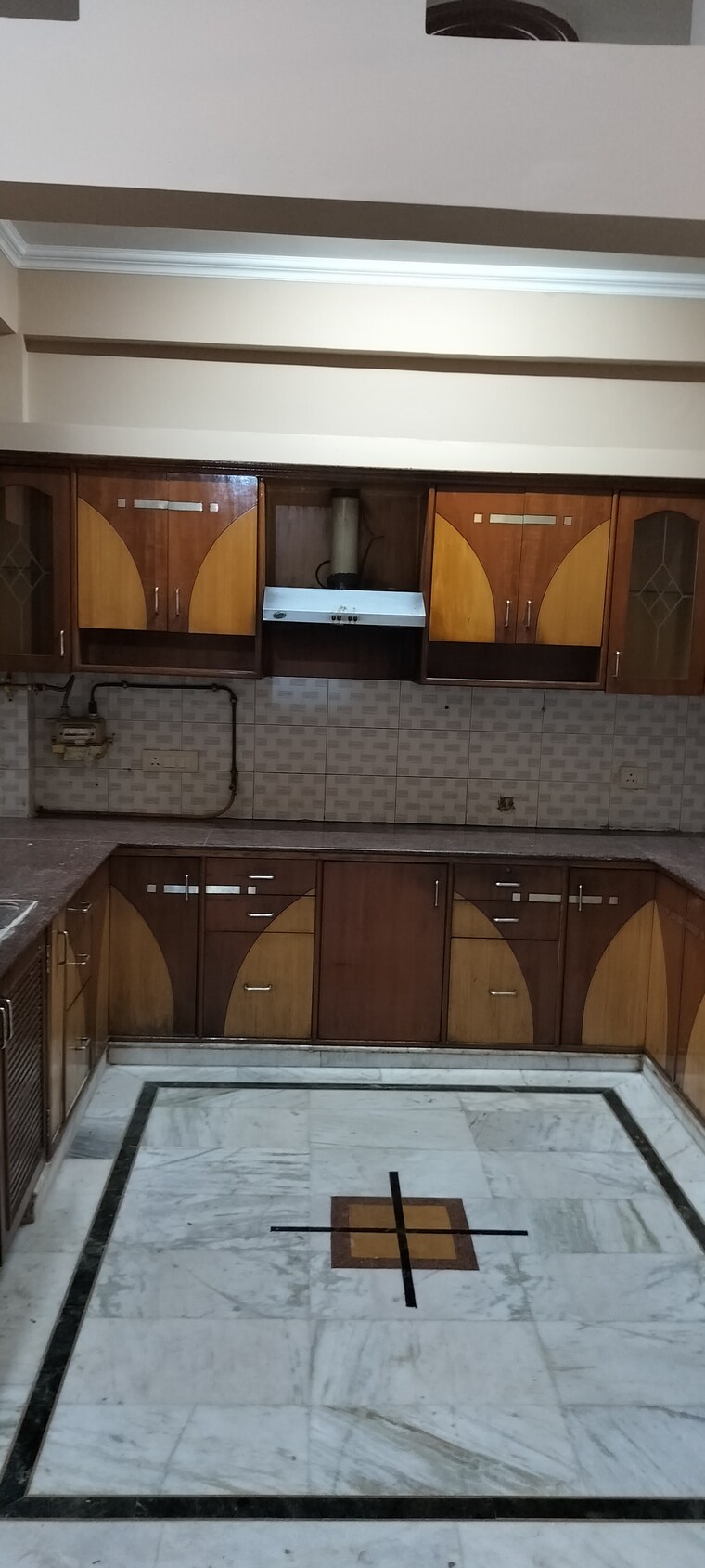 Kitchen, sector 33 3 Bedroom 250 Sq.Mt. Independent House In Sector 33 Noida 9207117