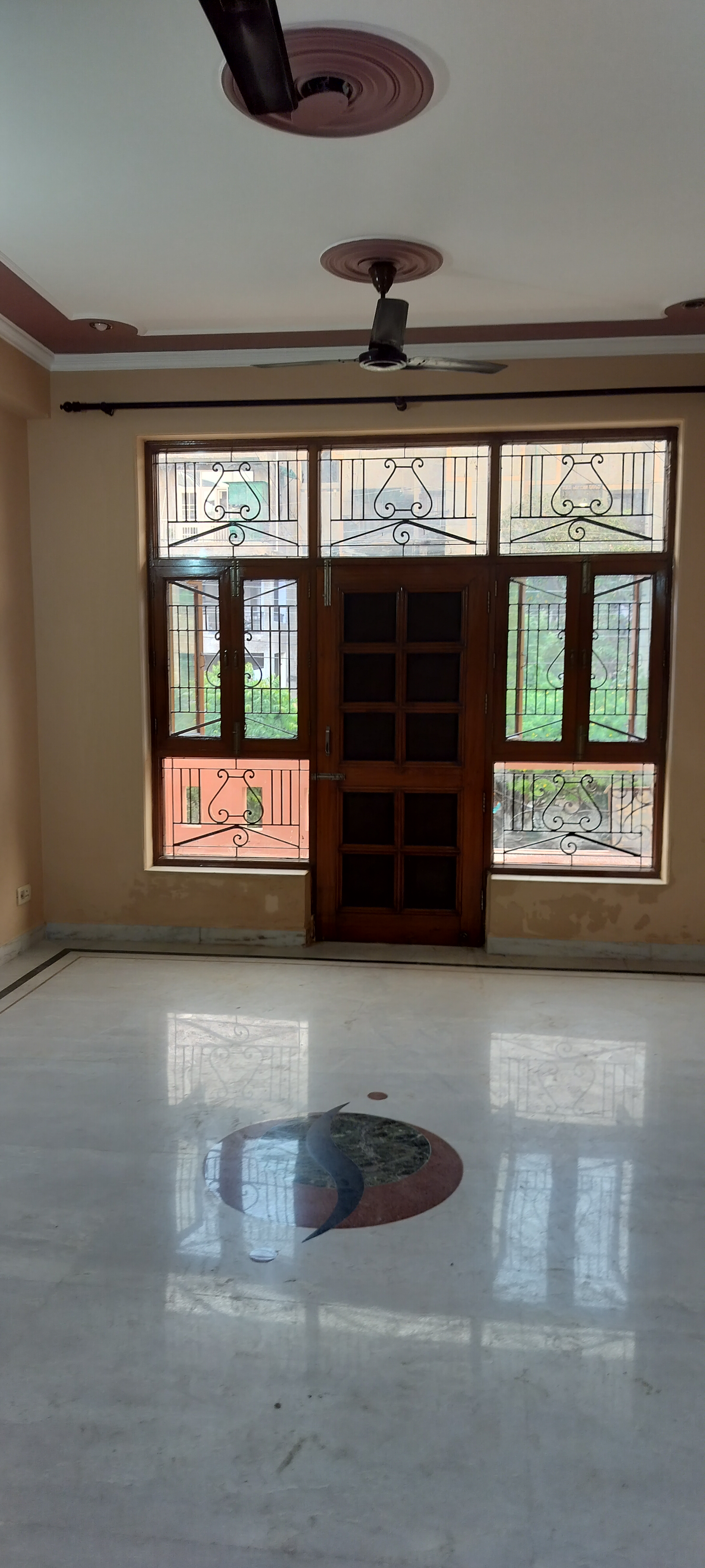 3 BHK + Pooja Room Independent House For Rent in Sector 33