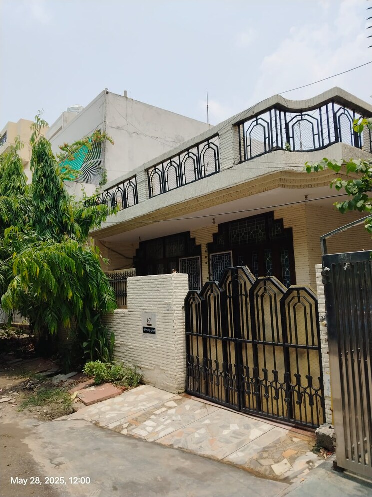 Exterior View, sector 55  375 Sq.Mt. Plot In Sector 55 Noida 9244084