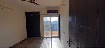 Room in 2 BHK Apartment at Himalaya Pride, Tech Zone 4 Greater Noida – for Sale