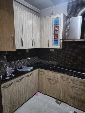 Parking in 2 BHK Apartment at Windsor and Nova Society, Ahinsa Khand 2 – for Rent