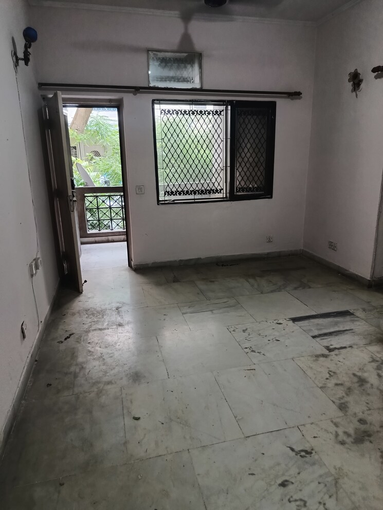 Room, windsor-and-nova-society 2 Bedroom 760 Sq.Ft. Apartment In Ahinsa Khand 2 Ghaziabad 9244126