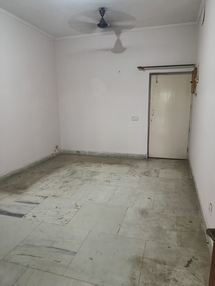 Bathroom, windsor-and-nova-society 2 Bedroom 760 Sq.Ft. Apartment In Ahinsa Khand 2 Ghaziabad 9244126