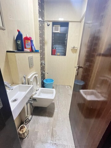 Attached Bathroom in  Pg at Andheri East – for Rent