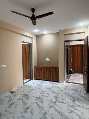 2 BHK Builder Floor For Rent in Sector 23a