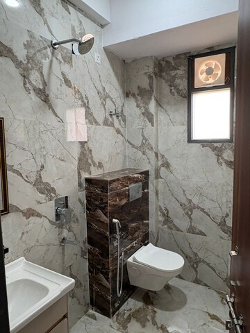 Team Area in 2 BHK Builder Floor at Sector 23a – for Rent