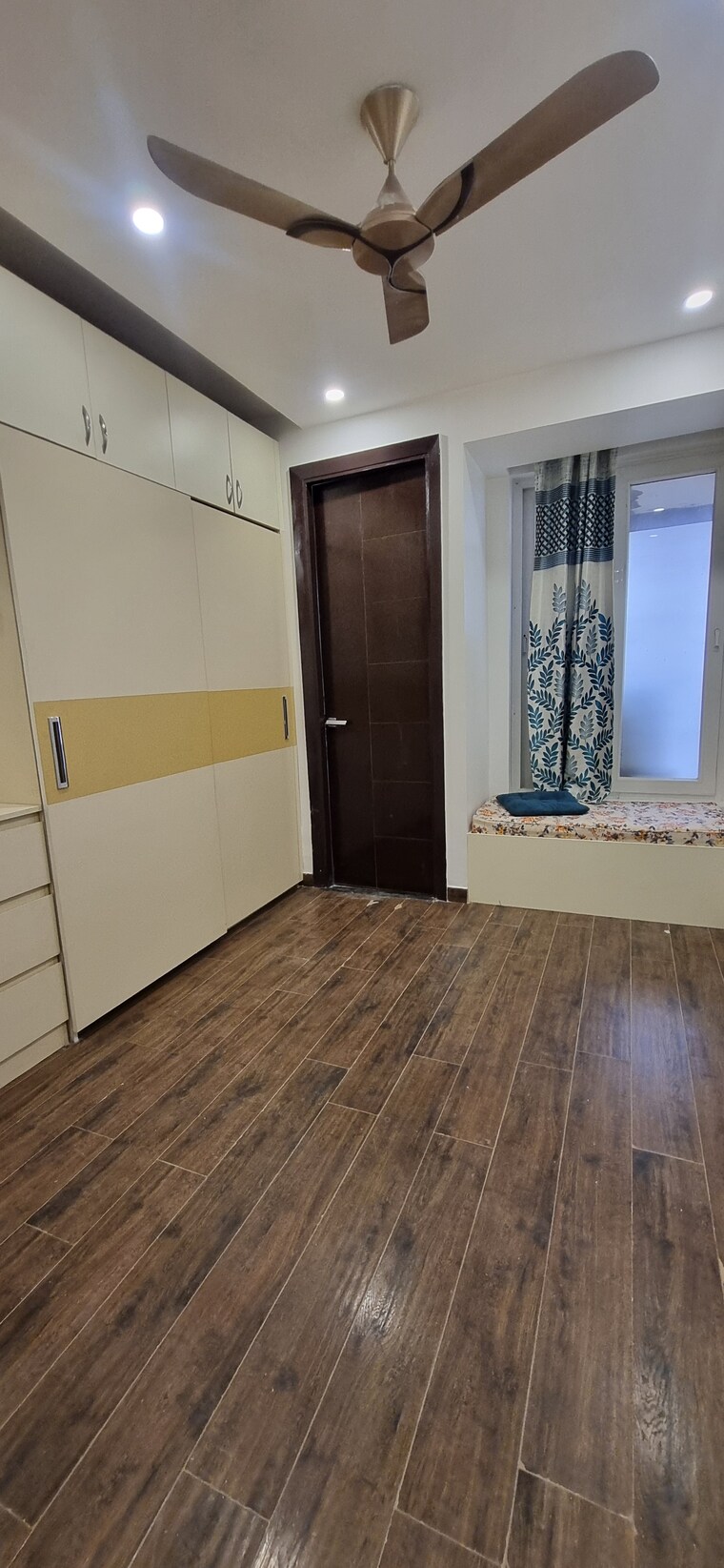 undefined, tashee-capital-gateway 2 Bedroom 1445 Sq.Ft. Apartment In Sector 111 Gurgaon 9244203