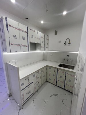 Kitchen in 3 BHK Builder Floor at Rohini Sector 4 – for Sale