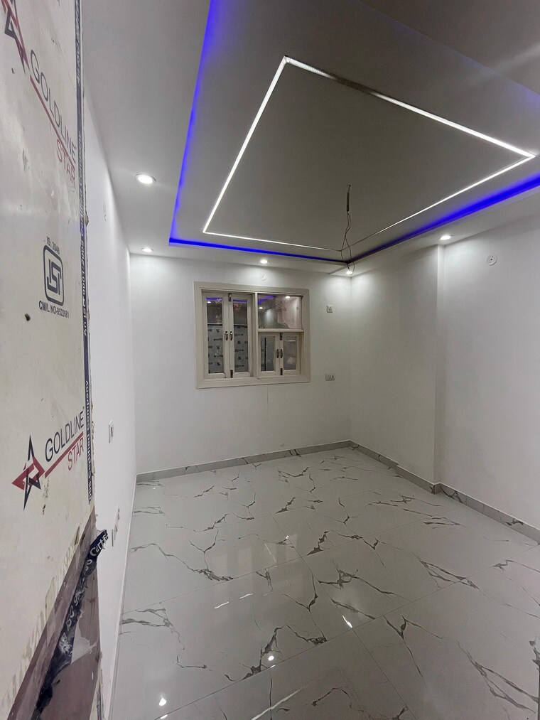 Master Bedroom, rohini sector 4 3 Bedroom 800 Sq.Ft. Builder Floor In Rohini Sector 4 Delhi 9244035