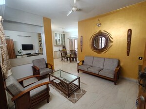 Living Room in 3 BHK Apartment at Nandambakkam – for Rent