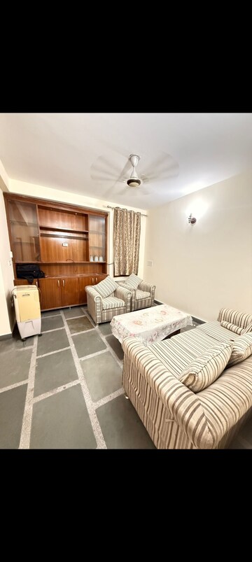 Living Room in 2 BHK Builder Floor at Saket – for Rent