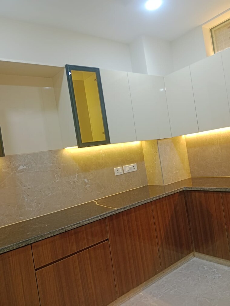 Kitchen, suncity-platinum-towers 4 Bedroom 3150 Sq.Ft. Apartment In Sector 28 Gurgaon 9244266