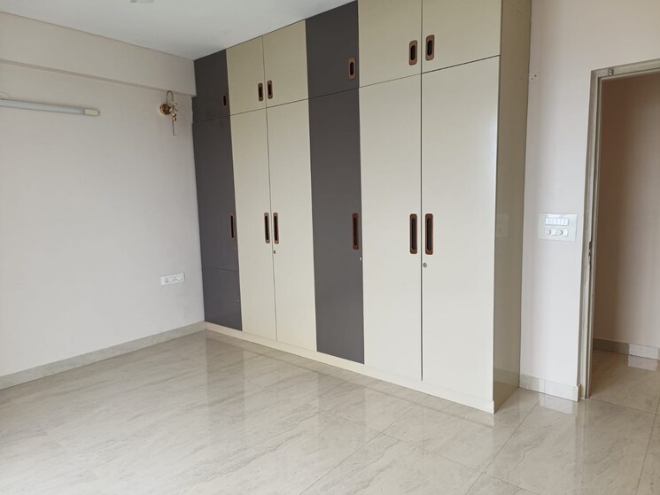 Room, pioneer-park-phase-1 4 Bedroom 2690 Sq.Ft. Apartment In Sector 61 Gurgaon 9244292