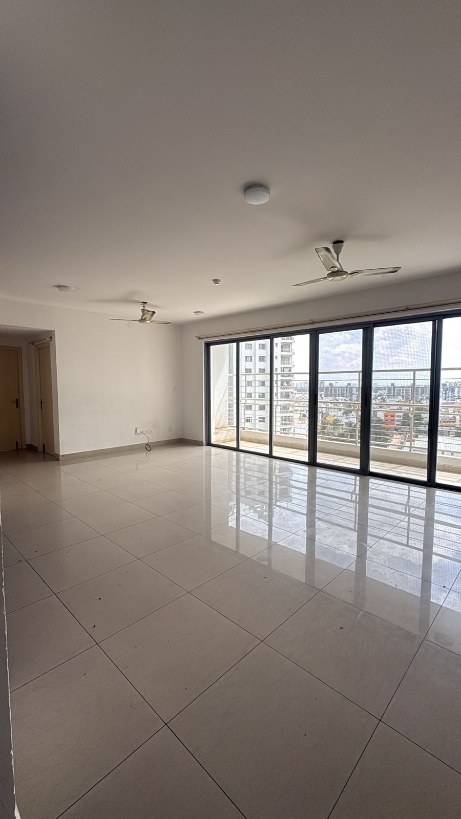 3 BHK + Pooja Room 1690 Sq.Ft. Apartment in Puravankara Elita Promenade