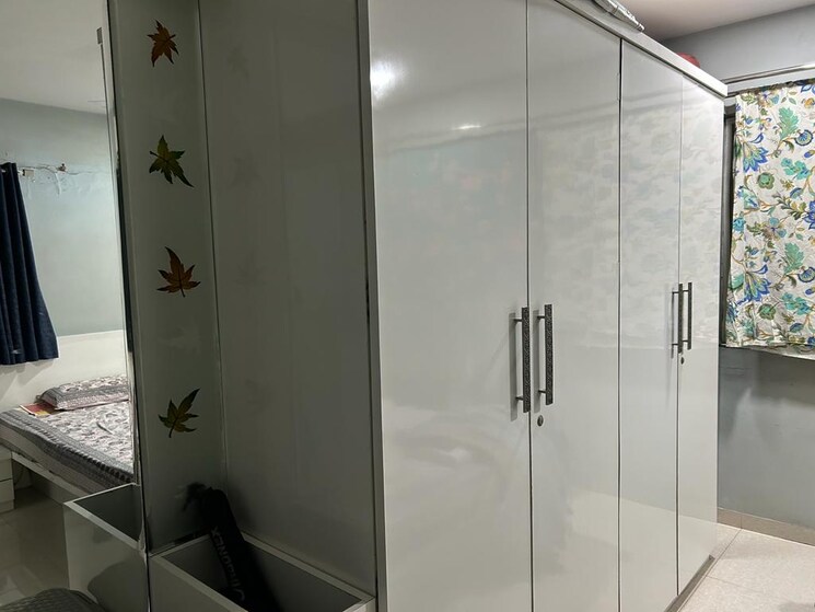 undefined, suyog-nagar 3 Bedroom 1400 Sq.Ft. Apartment In Senapati Bapat Road Pune 9244323