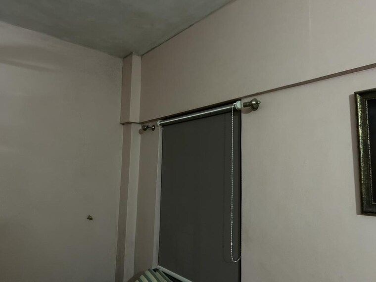 Room, suyog-nagar 3 Bedroom 1400 Sq.Ft. Apartment In Senapati Bapat Road Pune 9244323