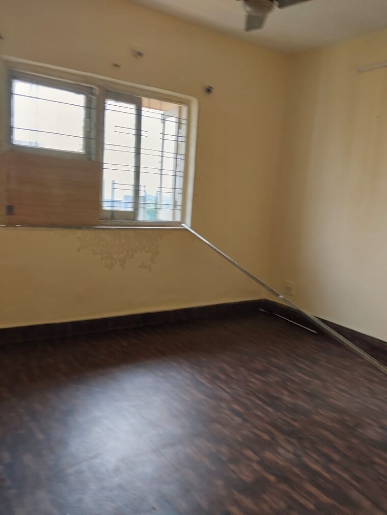 Room, la-chapelle-apartment 1 Bedroom 550 Sq.Ft. Apartment In Malad West Mumbai 9244348