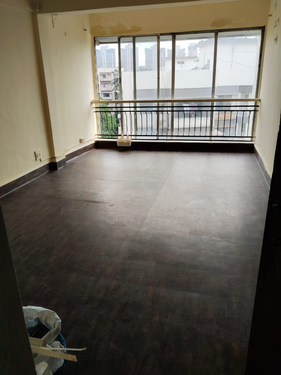 1 BHK Apartment For Rent in La Chapelle Apartment