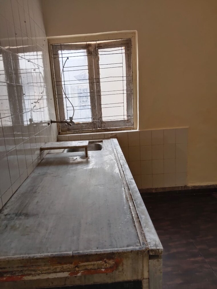 Room, la-chapelle-apartment 1 Bedroom 550 Sq.Ft. Apartment In Malad West Mumbai 9244348