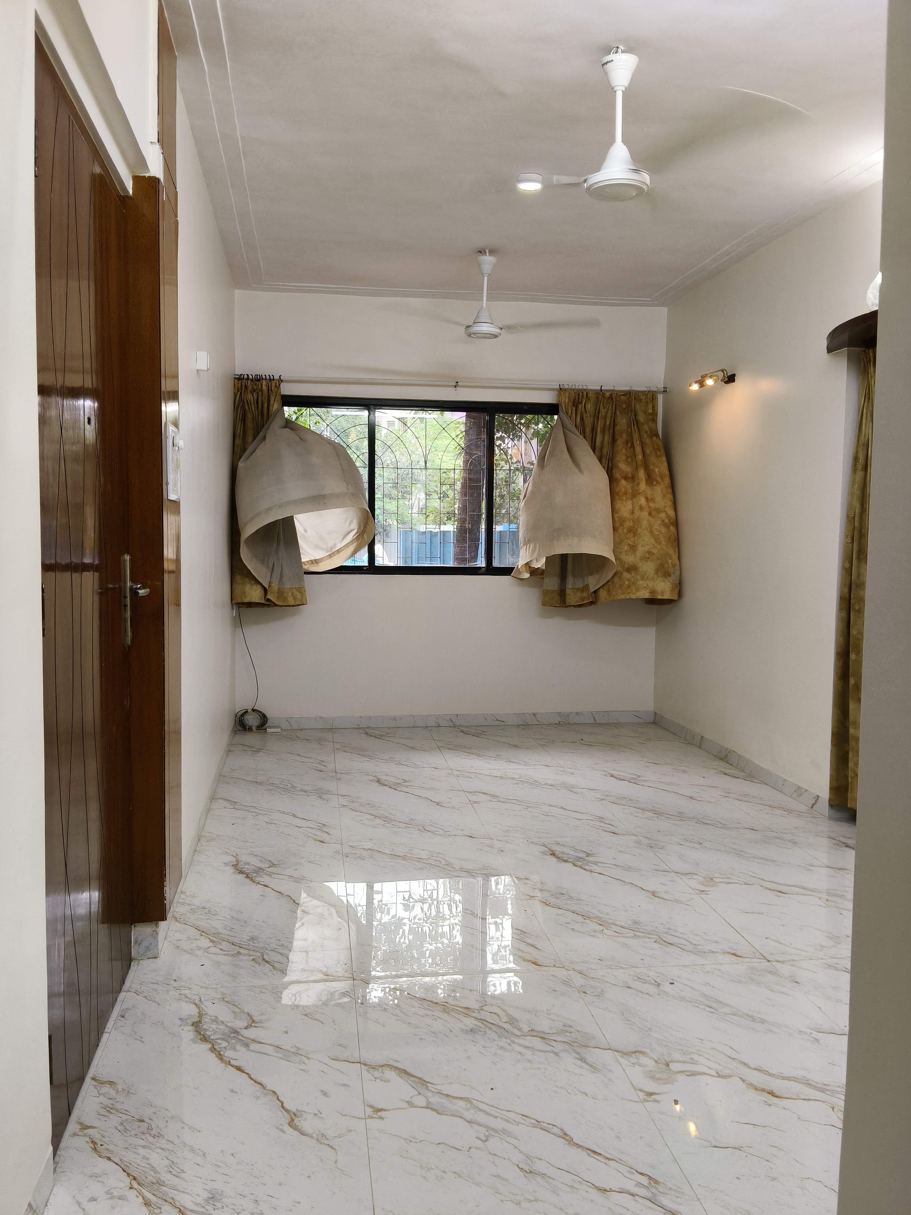 2 BHK Apartment For Rent in Noble Apartments