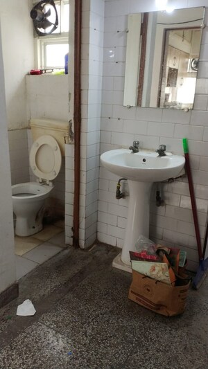 Bathroom in 1 BHK Apartment at Jagriti Apartments, Sector 71 – for Rent