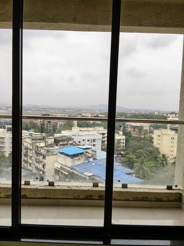 2 BHK Apartment For Rent in Runwal Symphony, Santacruz East