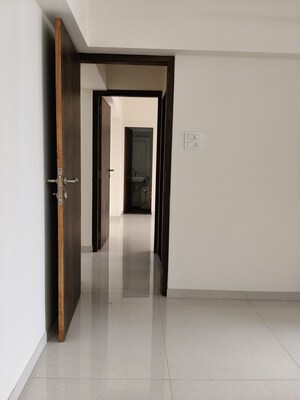 Room in 2 BHK Apartment at Runwal Symphony, Santacruz East – for Rent