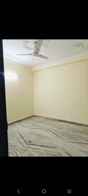 Room in 1 BHK Builder Floor at Saket – for Rent