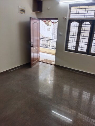 Room in 2 BHK Apartment at Srinivasa Enclave Bellandur, Bellandur – for Rent