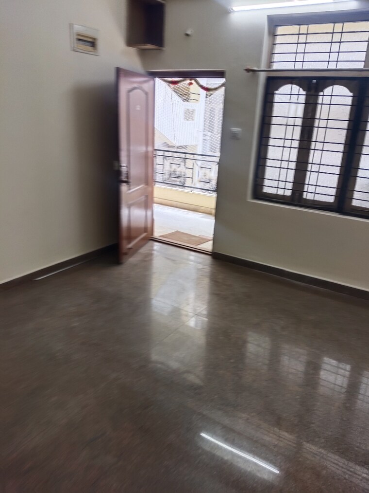 Room, srinivasa-enclave-bellandur 2 Bedroom 900 Sq.Ft. Apartment In Bellandur Bangalore 9244432
