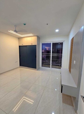 Room in 3 BHK Apartment at Prestige Beverly Hills, Kokapet – for Rent