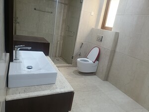 Bathroom in 4 BHK Villa at SS Hibiscus, Sector 50 – for Rent