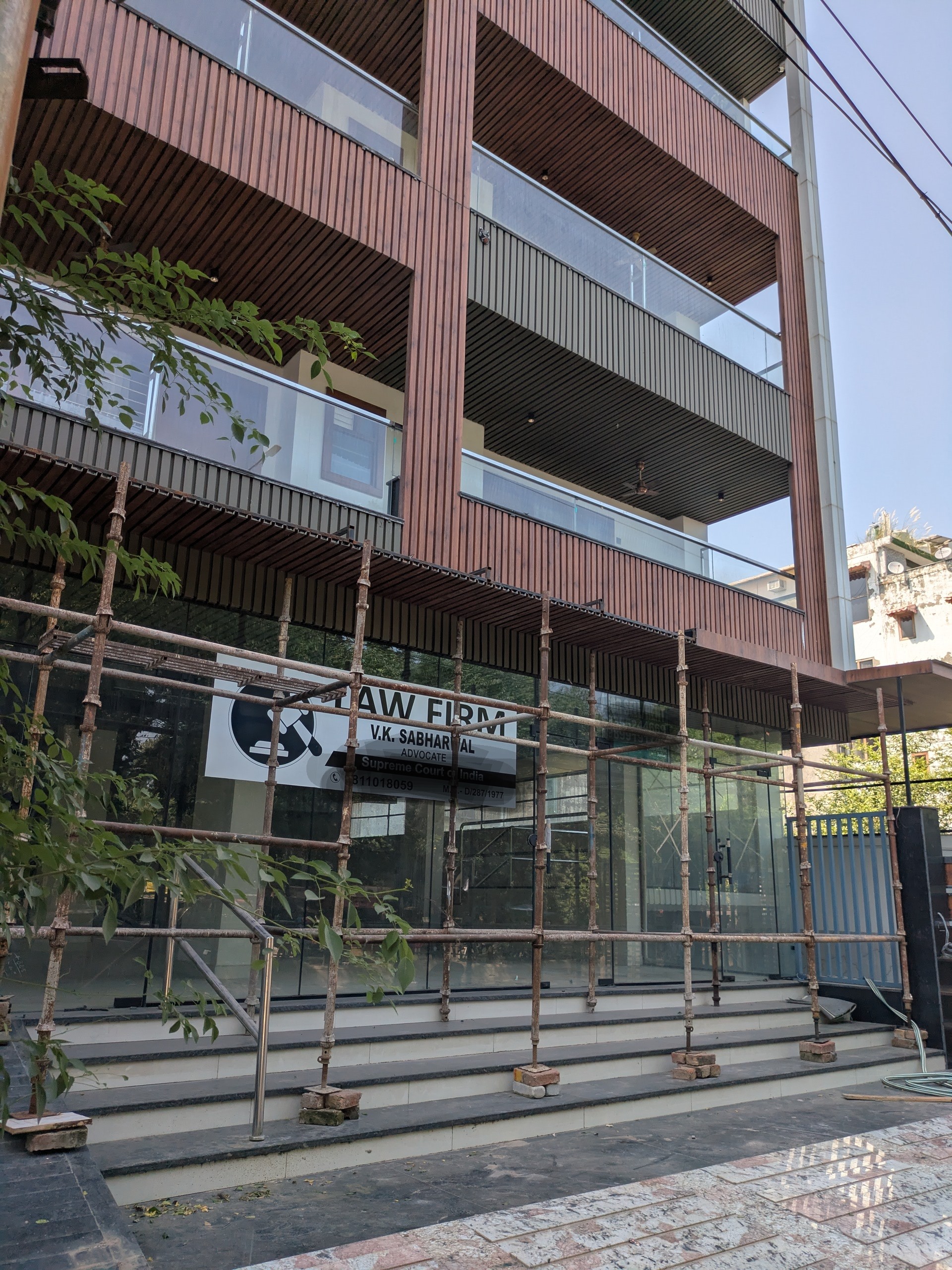 Showroom For Rent in Indrapuram