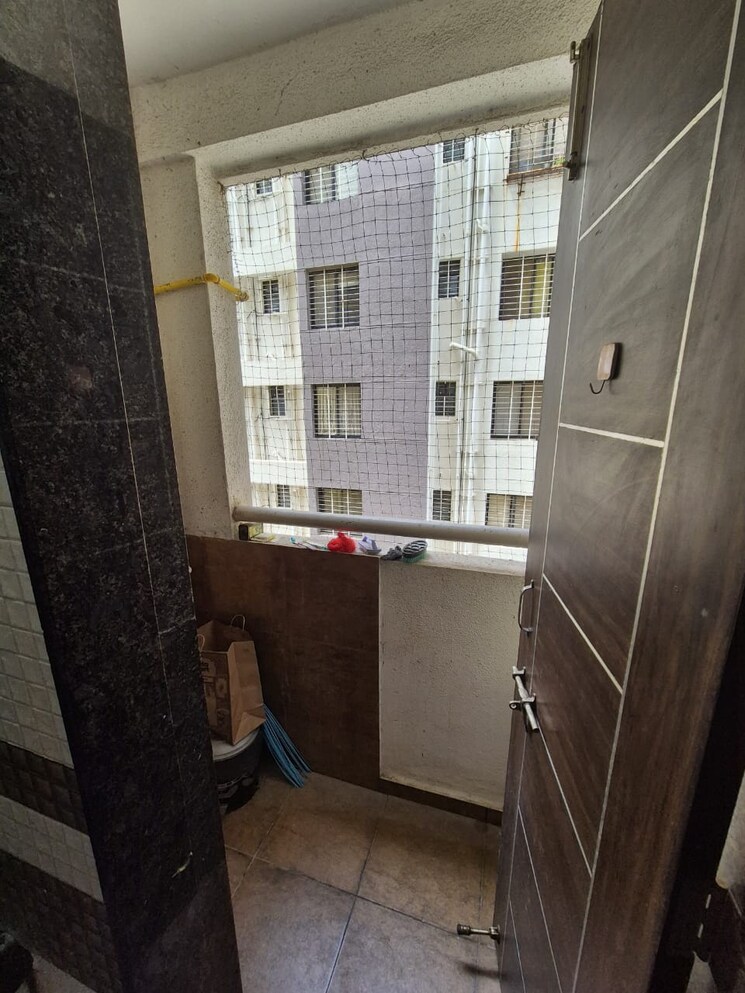 Bathroom, kiran-shubharambh 2 Bedroom 628 Sq.Ft. Apartment In Baner Pune 9244585