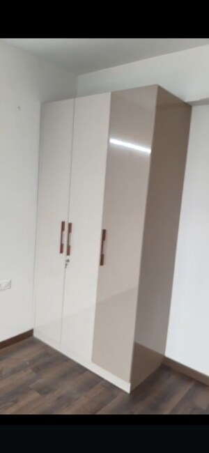 Building Lobby in 3 BHK Apartment at Hero Homes Gurgaon, Sector 104 – for Rent