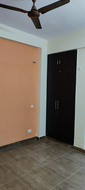 Bedroom in 3 BHK Builder Floor at Aditya White Cottage, Dasna – for Rent