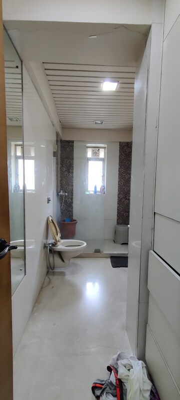 Building Lobby in 4 BHK Apartment at Rasik Niwas, Marine Drive – for Sale