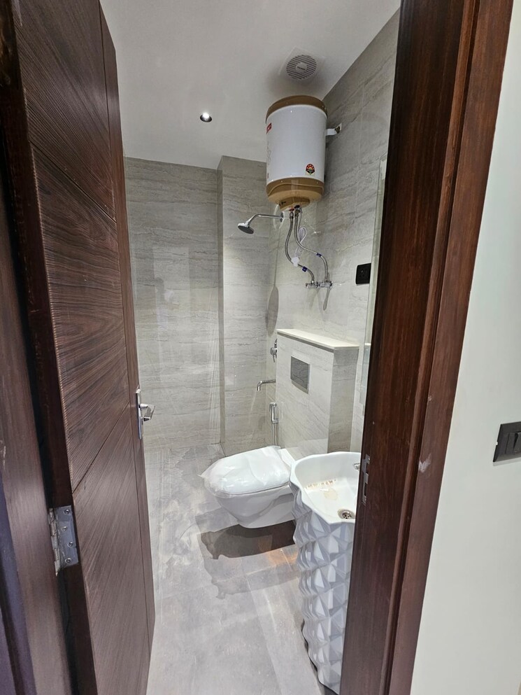 Master Bedroom, sector 56 1 Bedroom 100 Sq.Ft. Apartment In Sector 56 Gurgaon 9244608