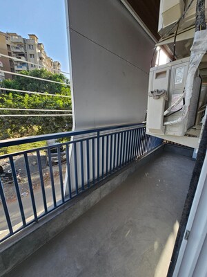 Balcony in 1 BHK Apartment at Sector 56 – for Rent