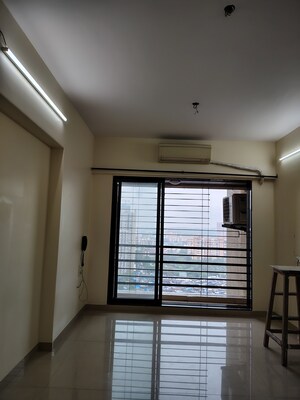 2 BHK Apartment For Rent in DB Orchid Suburbia, Kandivali West