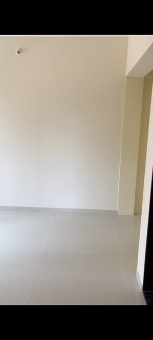 Room in 1 BHK Apartment at Raunak Bliss, Ghodbunder Road – for Rent