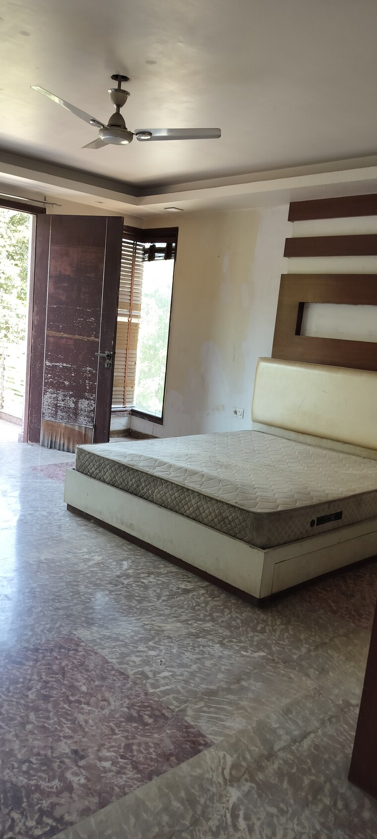 Bedroom, rwa-apartments-sector-52 6+ Bedroom 450 Sq.Mt. Independent House In Sector 52 Noida 9244676