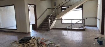Staircase in 6+ BHK Independent House at RWA Apartments Sector 52, Sector 52 – for Rent