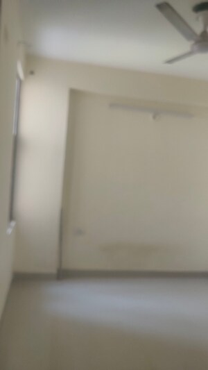 Room in 2 BHK Apartment at Maxheights Dream Homes, Kundli – for Rent